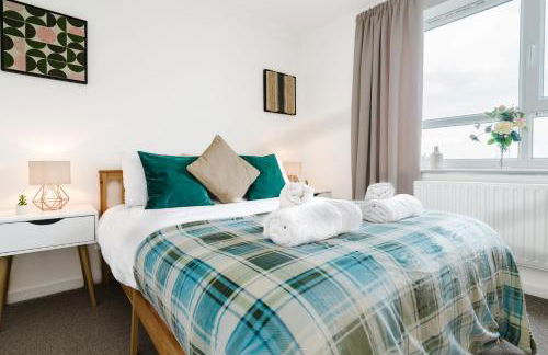 2BR Flat Near City Centre with Free Parking - Foto 59