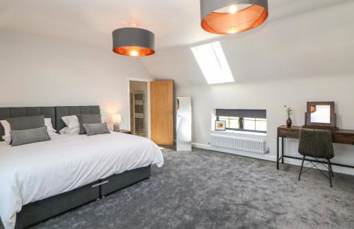 Langley Barn - Photo 15