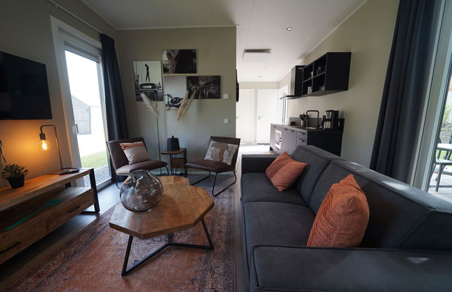 2 bedroom House in IJhorst with swimming pool and terrace - Photo 6