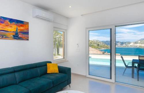 Luxury Villa Navis - Villa - Photo 3