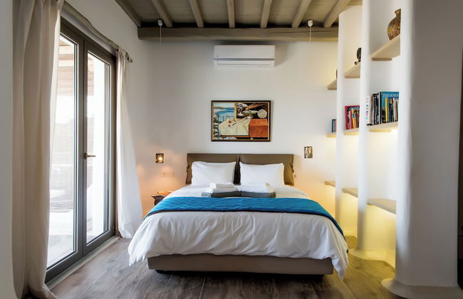 Amallini Suites Mykonos - Photo 22