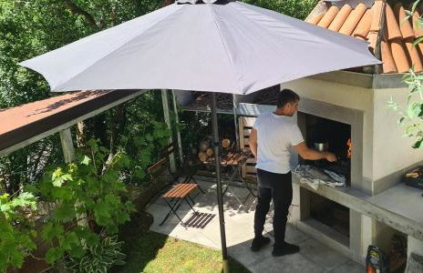 Waterfall House Getaway - Photo 41