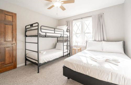 Serene on Sonning- Close to I-26- 20 Mins to Midtown - Foto 8