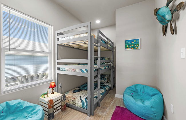 2 Waterfront Homes w/ Views, Pool, Boat Dock Laguna Village Oasis by Avantstay - Foto 14