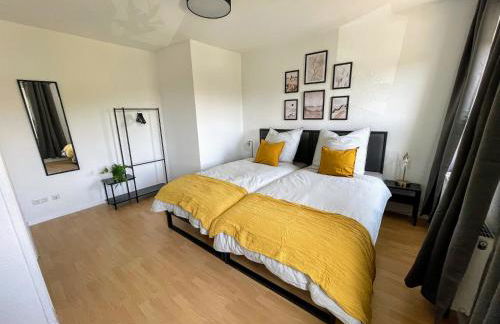 Modern 4 Zi Rooms Netflix, Wifi, Parken CasaLuna85 - Foto 1