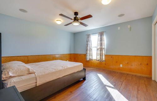 Huge Kitchen and Open Interior Pueblo Group Getaway - Foto 21