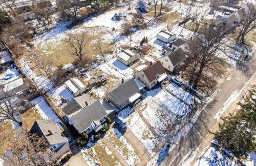 Game Room Retreat with Firepit and Gym, Sleeps 12 - Foto 40