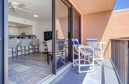 Oceanfront Sunrise Overlooking Pool Walk to shopping dining Sunrise 805 - Foto 19