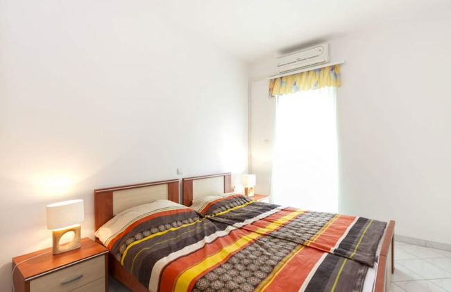 Alluring Apartment in Banjole near Beach & Island - Foto 15