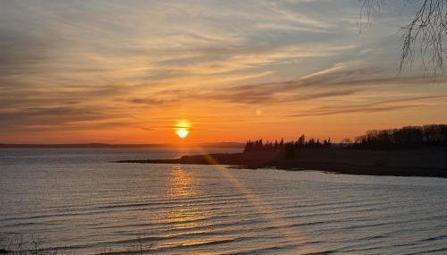 Spacious Oceanfront Home Stunning Sunset Views - Foto 2