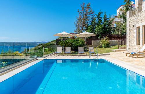 Hectoras Villa in Plaka BY APOKORONAS-VILLAS - Photo 14