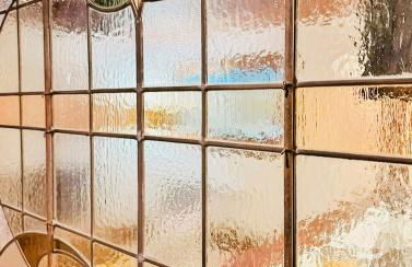 Stacey's 4 Bedroom House in Pontypool - Photo 4