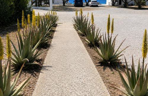 Klima Beach House Walk to Sea Easy Stay - Photo 2