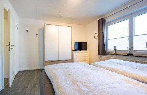 Old Merchant on the Baltic Sea Beach - Photo 16