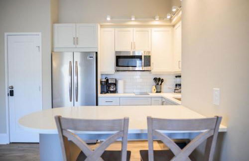 Coastal Luxury Studio One Block to Big Rock - Foto 7