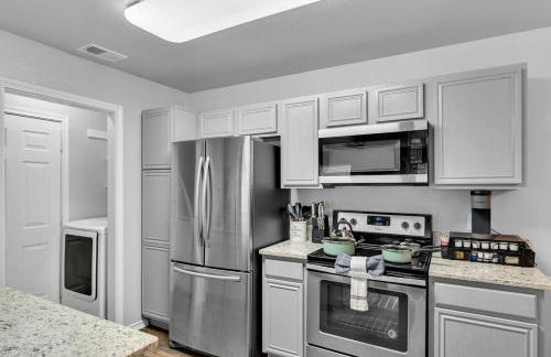 The Sunset Suite 3Bd 2Bath Att Garage Pvt Yard - Foto 13