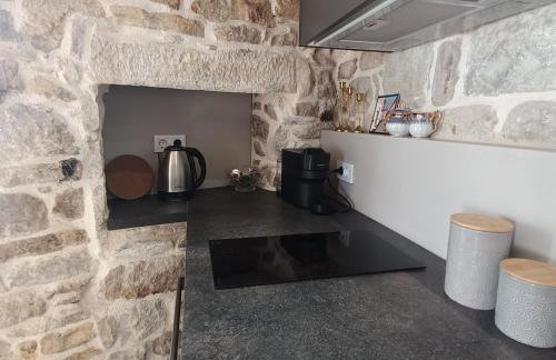 Apartman old house in Kastel Kambelovac - Photo 7