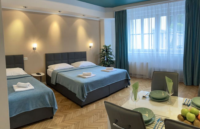 Apartment City with Parking - Photo 1