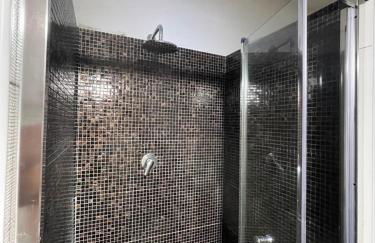 Villa Lidia & Attico degli artisti, free pets , giardino recintato e attrezzato - Foto 9