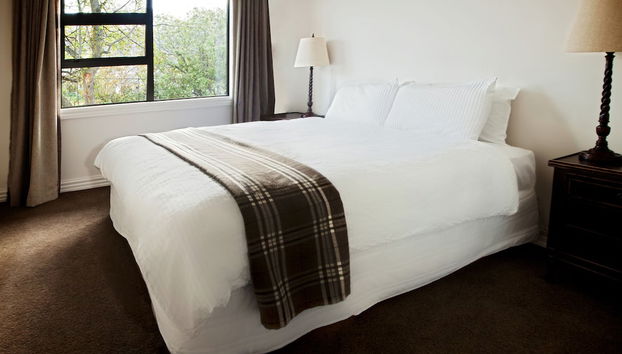 Pembroke Lodge - Photo 2, Room