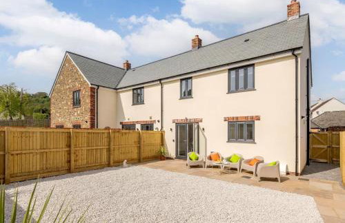 3 Bed in Minehead oc-87069 - Photo 2