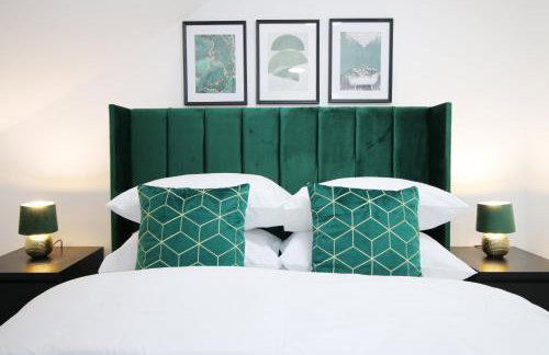 New Cardiff Bloc Exclusive Apartments By Prime Stays - Shops and Parking - Great for Groups and Families - Foto 11