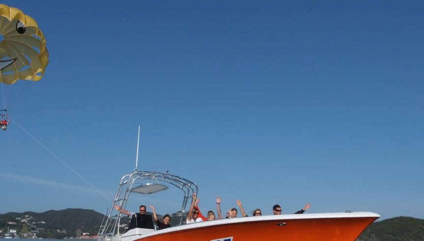 Bay of Islands Parasailing