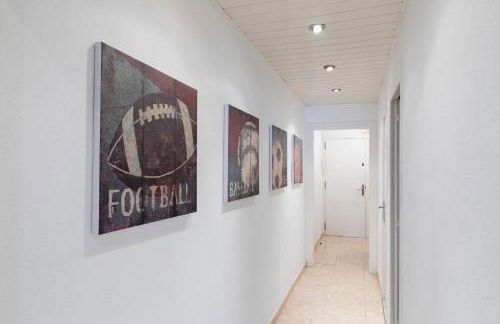The Camp Nou FCB Apartment - Photo 18