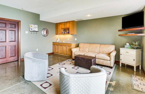 Spacious Edgerton Home with Private Beach and Views! - Foto 25