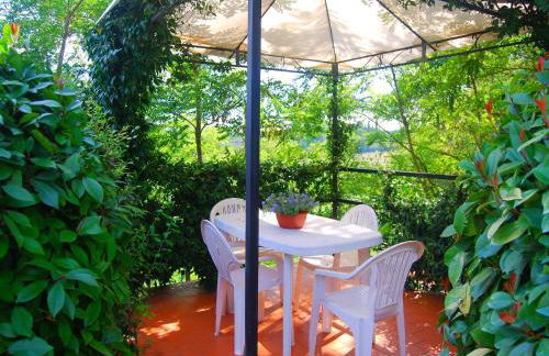 Sunlit Home With Pool - Foto 58