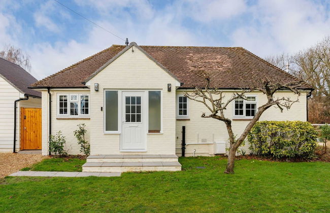 Beautiful 4-bed Close to South Downs Goodwood - Foto 39