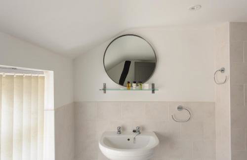 Donington Cottage Apt 5 - Photo 9