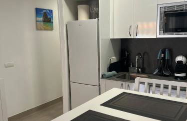 Morning Coffee by the Sea 1 BR Between Capellans and Llevant Beaches - Foto 34