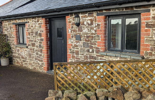 Elegant and Secluded 1-bed Cottage Near Bideford - Foto 13