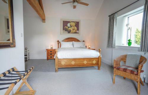 PEAK DISTRICT ROMANTIC Courtyard Loft, with Outdoor Japanese Whirlpool Bath - Foto 26