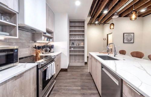 Urban Modern Living PERFECT for long term stays - Foto 2