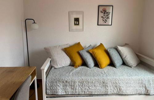 Duplex in residential complex with pool - Photo 33