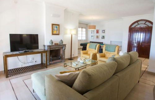 Andalusian villa on the sea and the bay of Malaga - Photo 3