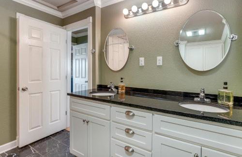 Lake Dardanelle Home with Dock! Fish On-Site - Foto 15