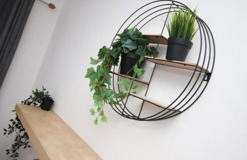 Peaceful 3 Bed Flat with Parking and Balcony by CTO Serviced Apartments - Foto 20