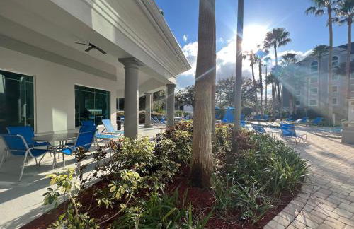 Renovated Condo near Disney Free Shuttle to Parks - Foto 61