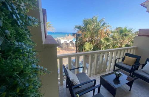 Sea frontline stylish beach House - Foto 17