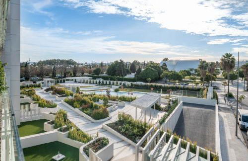 Newly Built 3 BDRM Luxury Apt Close to the Beach - Photo 42