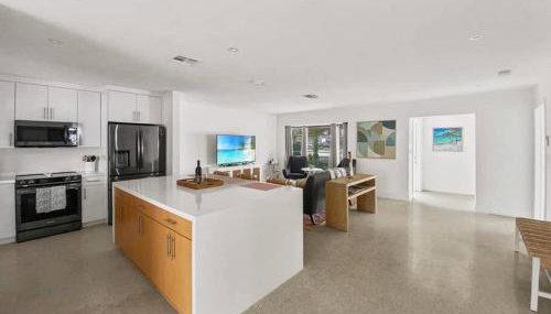 Seahorse Villa 2 by Dream Vacation - Photo 4