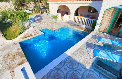 Family friendly house with a swimming pool Pozorac, Trogir - 10317 - Foto 8