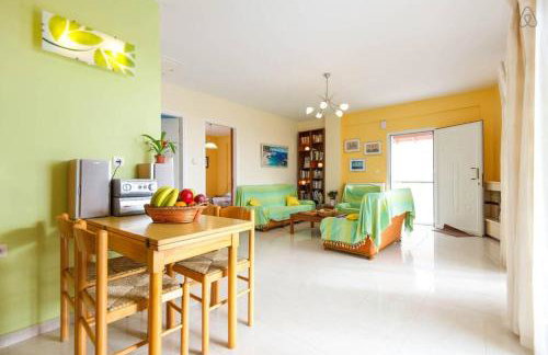 Sun Sea & Views 100m from beach! - Foto 1
