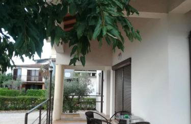 Apartment Narcisa with Terrace - Photo 8