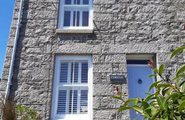 Corvus - Beautiful cottage half a mile from Mousehole - Photo 3
