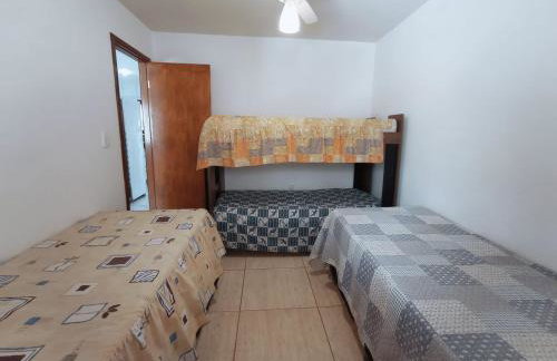 Casa Dulé, a poucos metros da praia - Foto 11