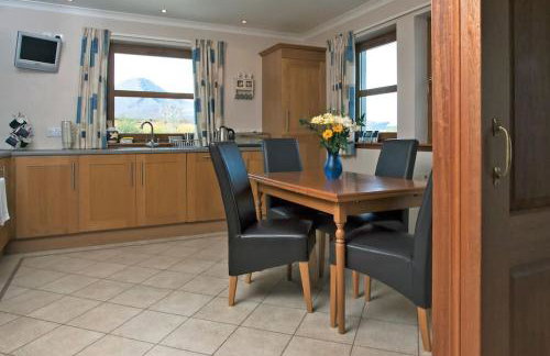 Ardmore luxury self catering cottage - Photo 5